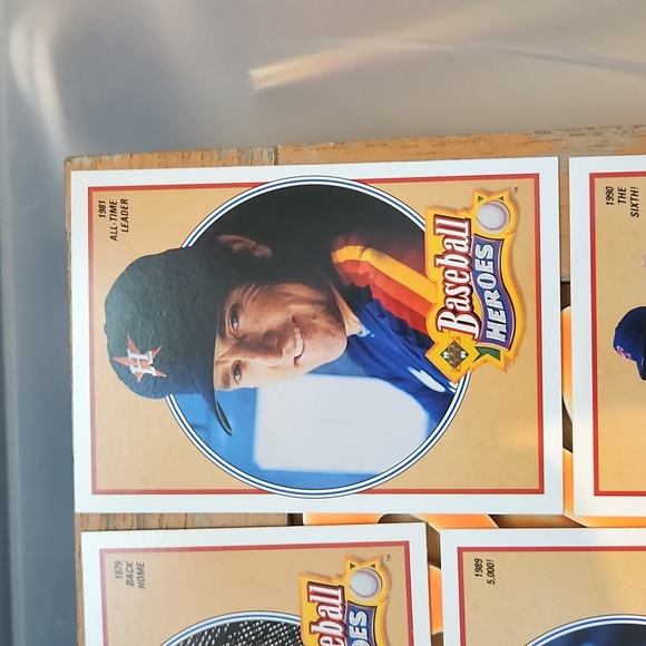 1990 Upper Deck Baseball Heros Nolan Ryan cards 10-18 - Picture 8 of 15